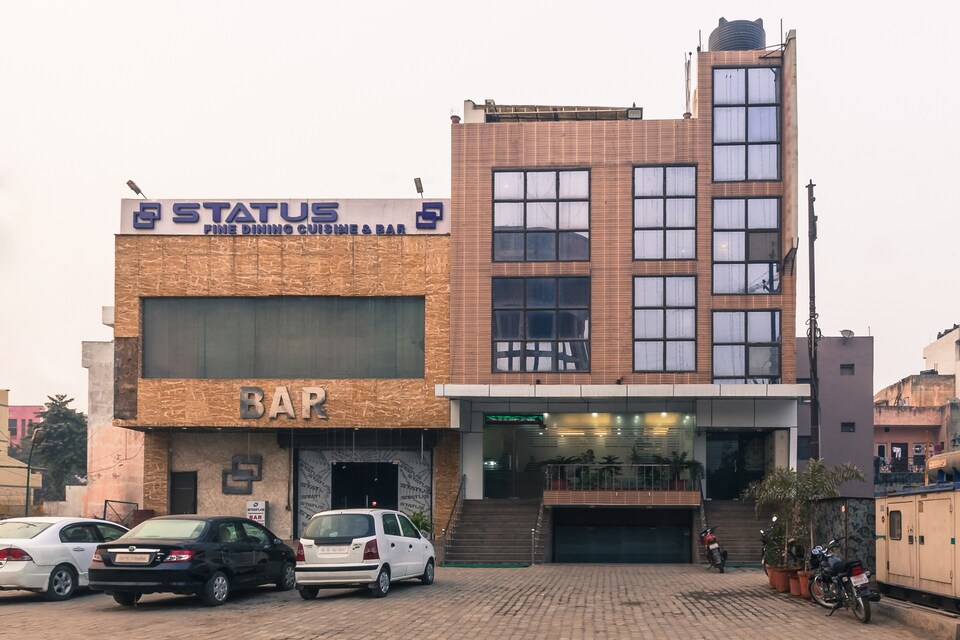 OYO 2558 Hotel R K Residency, Vaishali Kaushambi Metro, Ghaziabad