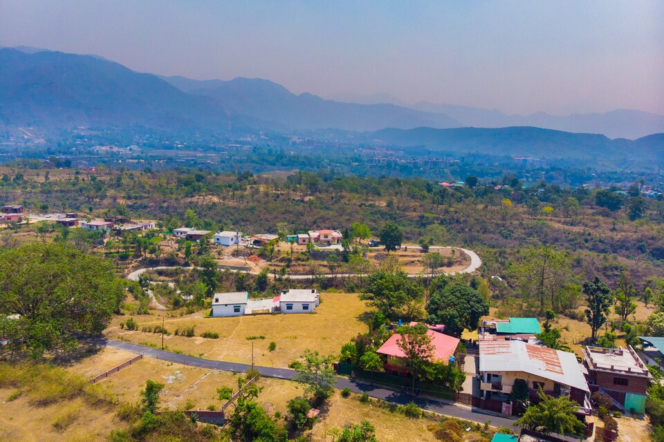 OYO Home 13227 Peaceful 1BHK, Dehradun Railway Station, Dehradun