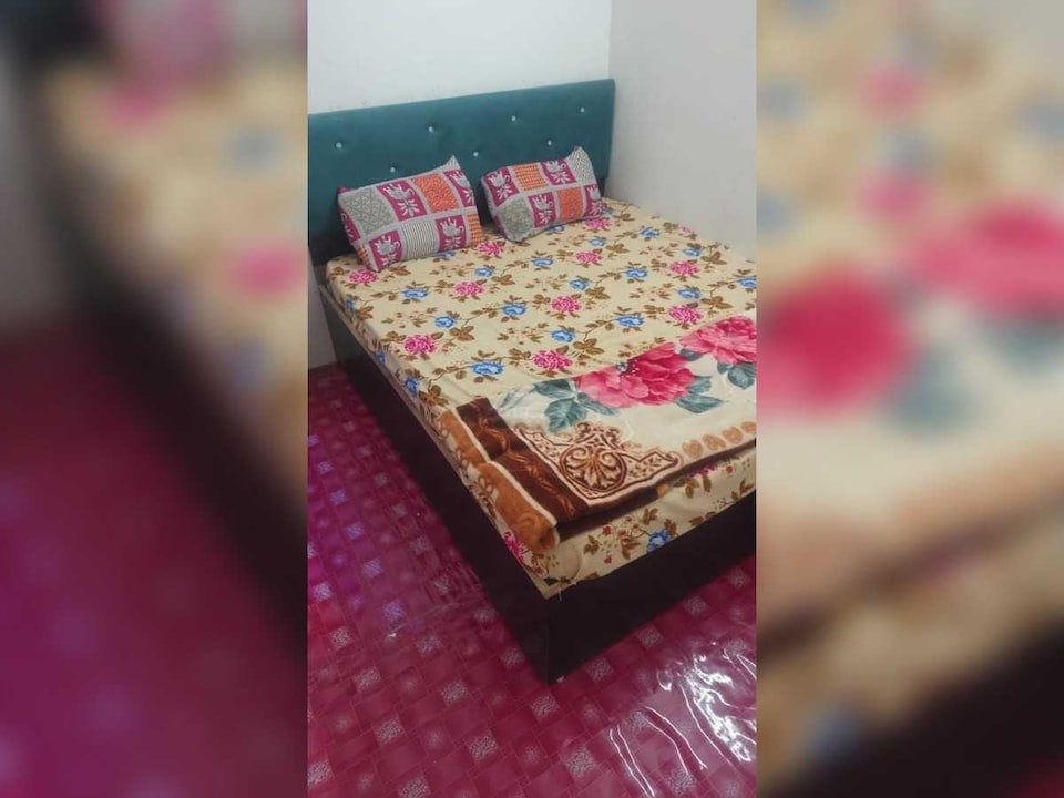 SPOT ON Vs Grand , Sitapur, Sitapur