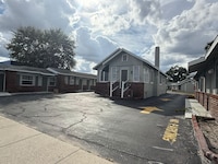 Rollie's Motel Daytona Beach by Hotel O