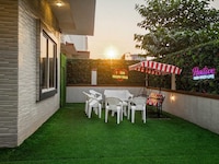 Nakshatra Villa by Palette Homes | 4BHK | Gazebo | BBQ | Pool | Rain Dance | Lonavala