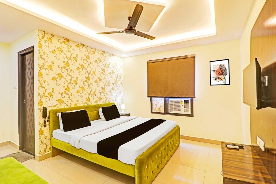 Collection O Prayag Railway Junction, Mumfordganj Allahabad, Prayagraj