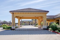 Weslaco Inn by Capital O Near Mercedes