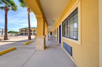 Weslaco Inn by Capital O Near Mercedes