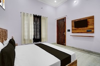 SPOT ON Royal Homestay 