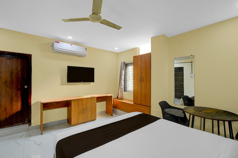 Hotel O Srikara Grand, LB Nagar-Ramoji, Hyderabad