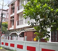 SPOT ON Sanskrit Guest House