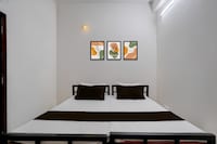 SPOT ON Sanskrit Guest House