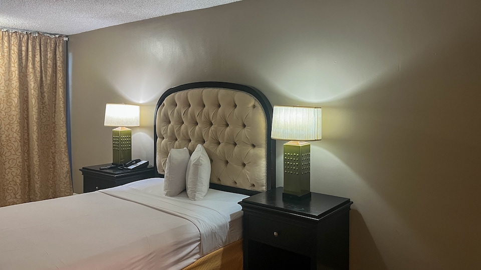 Motel 6 Victorville Green Tree Bvld, C92301, San Bernardino CA