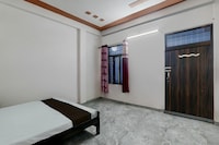 SPOT ON Royel Grand Hotel Nabedi