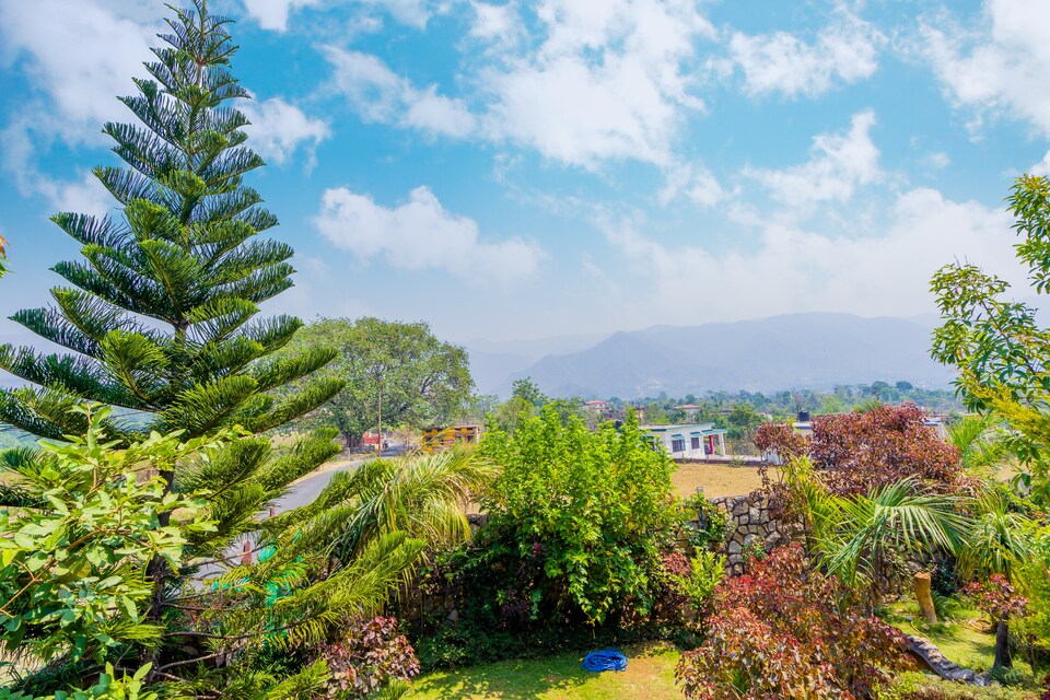 OYO Home 13254 Hill View 3BHK, Dehradun Railway Station, Dehradun