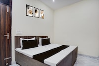 Hotel O AK CONTINENTAL