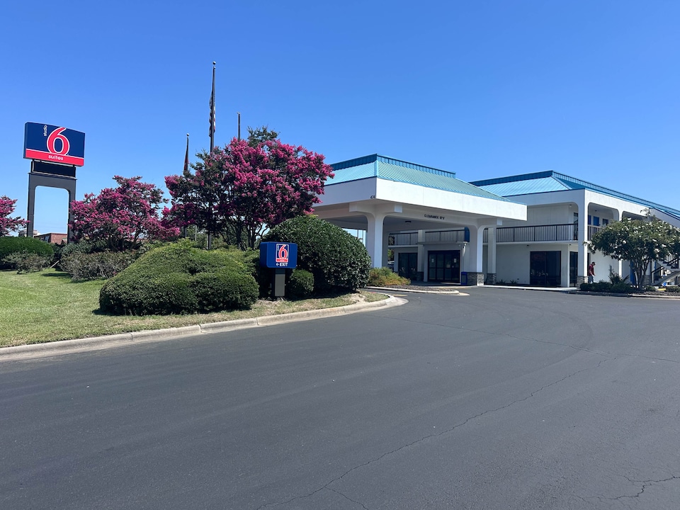Studio 6 Suites Jacksonville, NC – Camp LeJeune, Jacksonville, Jacksonville
