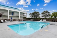 Studio 6 Suites Jacksonville, NC – Camp LeJeune