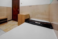 OYO 95035 Harmony Guest House Syariah Sawojajar