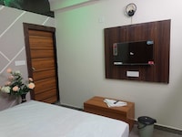 OYO Hotel O Shiv Shree Dham