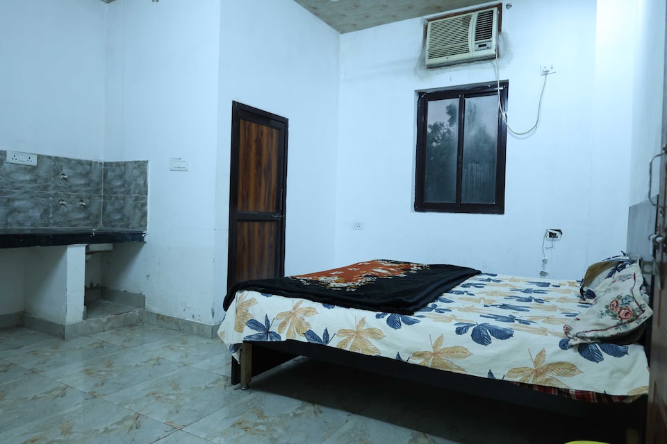 SPOT ON HILL HOTEL, Hardoi, Hardoi