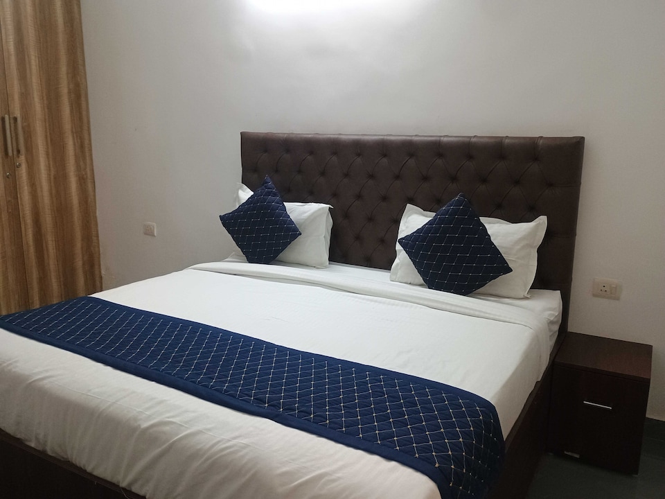 Hotel O Swastik , Ghaziabad City, Ghaziabad