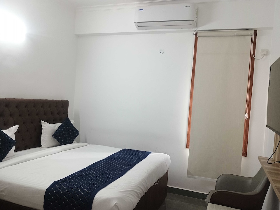 Hotel O Swastik , Ghaziabad City, Ghaziabad