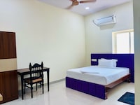 Hotel O D.r. Royal Lodge