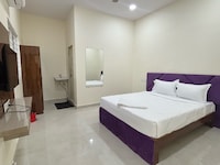 Hotel O D.r. Royal Lodge