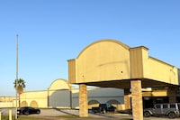 Eco Inn Suites by Hotel O Baytown