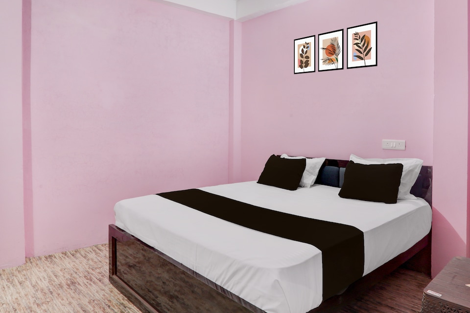 SPOT ON Om Hotel & Restorent, Rania Kanpur, Kanpur