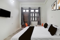 SPOT ON Om Hotel & Restorent