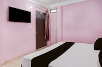 SPOT ON Om Hotel & Restorent