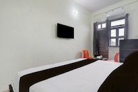 SPOT ON Om Hotel & Restorent