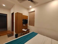 OYO Hotel O Hotel R Pacific 