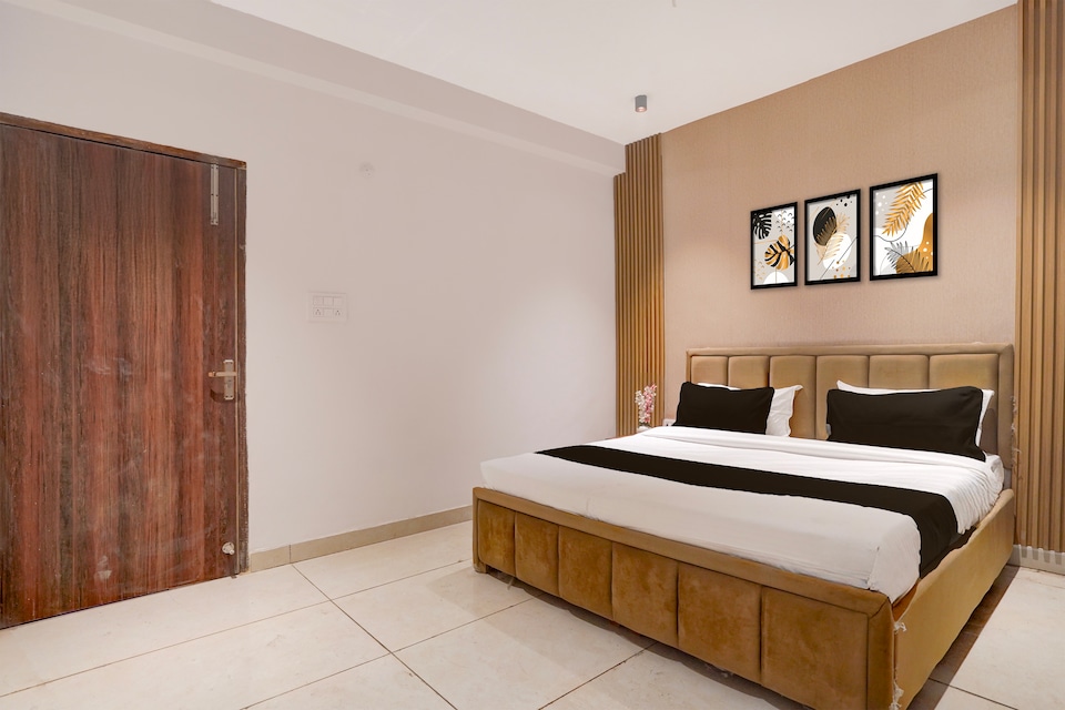 Hotel O Subhash Nagar Metro Station Formerly Parampara, Paschim Vihar Delhi, Delhi