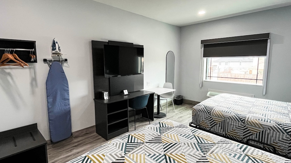 Studio 6 Houston, TX – Pearland/Medical Center, C77075, Houston