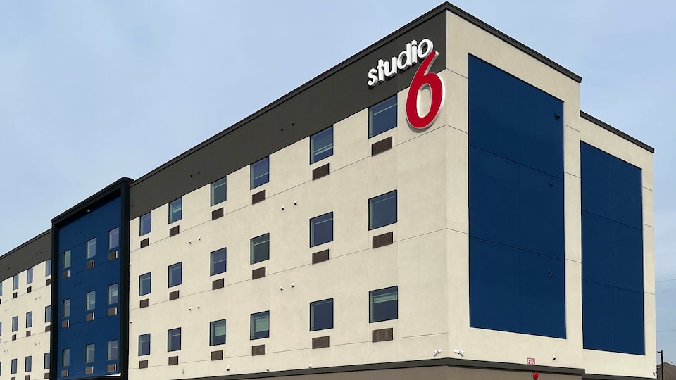 Studio 6 Houston, TX – Pearland/Beltway 8, C77075, Houston