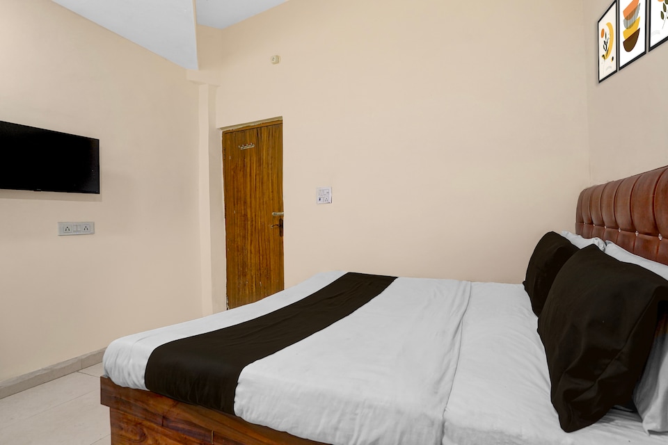 Hotel O by OYO The Taj bliss, Fatehabad Road, Agra