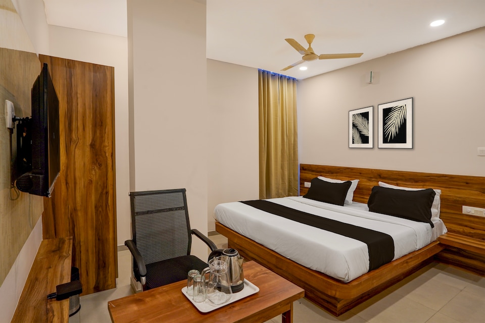 Hotel O The Classic Crown, Nagarbhavi Bangalore, Bangalore