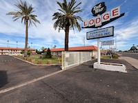 Del Rio Hotel O near Mesa Downtown