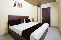 Hotel O Uttaranchal University Dehradun