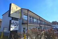 Eagle Inn by Hotel O Richmond  Midlothian Turnpike