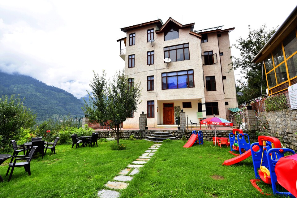 OYO 13267 Hillside Valley, Naggar Road, Manali