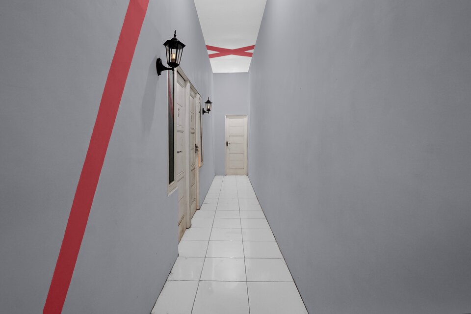 Hotel O Jasmine Guest House, Blitar, Blitar