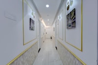 Super Townhouse Passport Office Saligramam Formerly K.K Nagar Residency