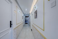 Super Townhouse Passport Office Saligramam Formerly K.K Nagar Residency