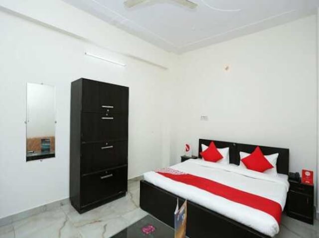 Hotel O Rajiv Gandhi Bus Stop Bangalore Formerly Maharaja