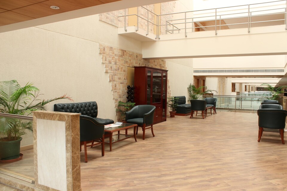 OYO 2560 Hotel Savoy Suites, Manesar, Manesar