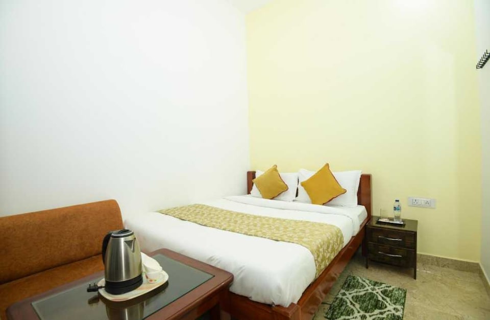 Hotel O by OYO Ma Sushila, Faizabad city, Ayodhya