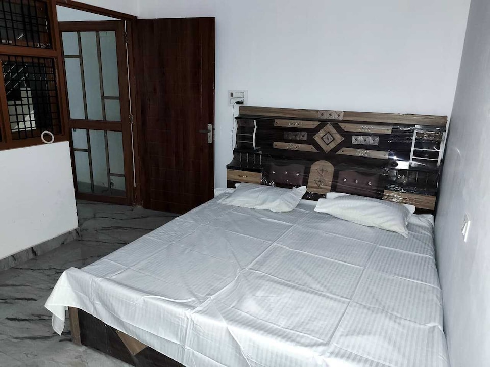 Hotel O Easy stay, Alambagh Lucknow, Lucknow