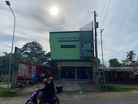 Hotel M2m Transient House