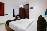 Collection O Santacruz Railway Station Mumbai Formerly Mpg Guest