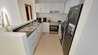 Furnished 2-bed Apartment NR JVC